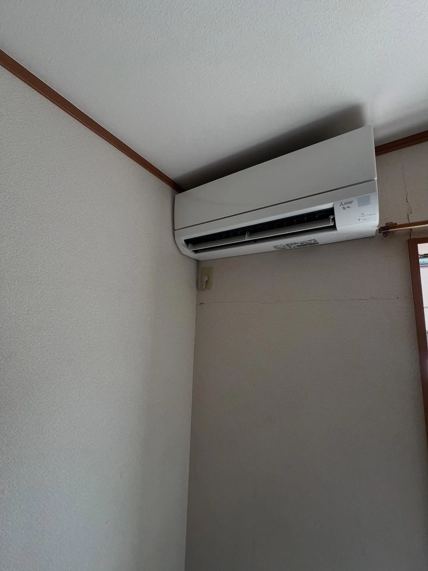仙台でのエアコン工事において、アスベストに関する調査や採取、...