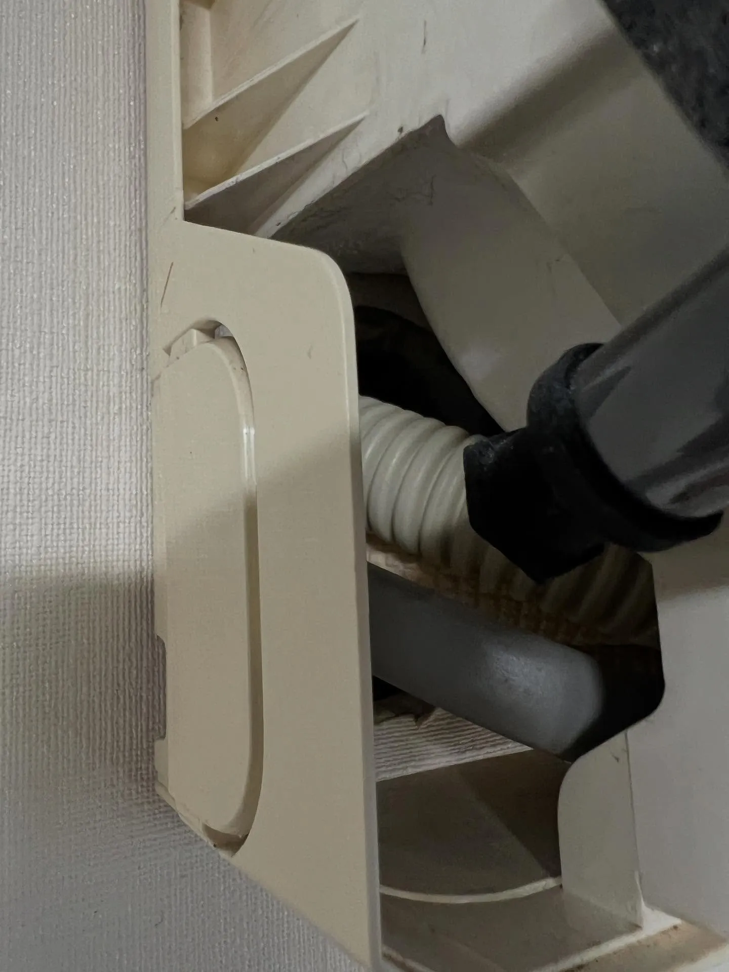 仙台業務用エアコン何でも相談所が便利な４８号線沿いにございま...