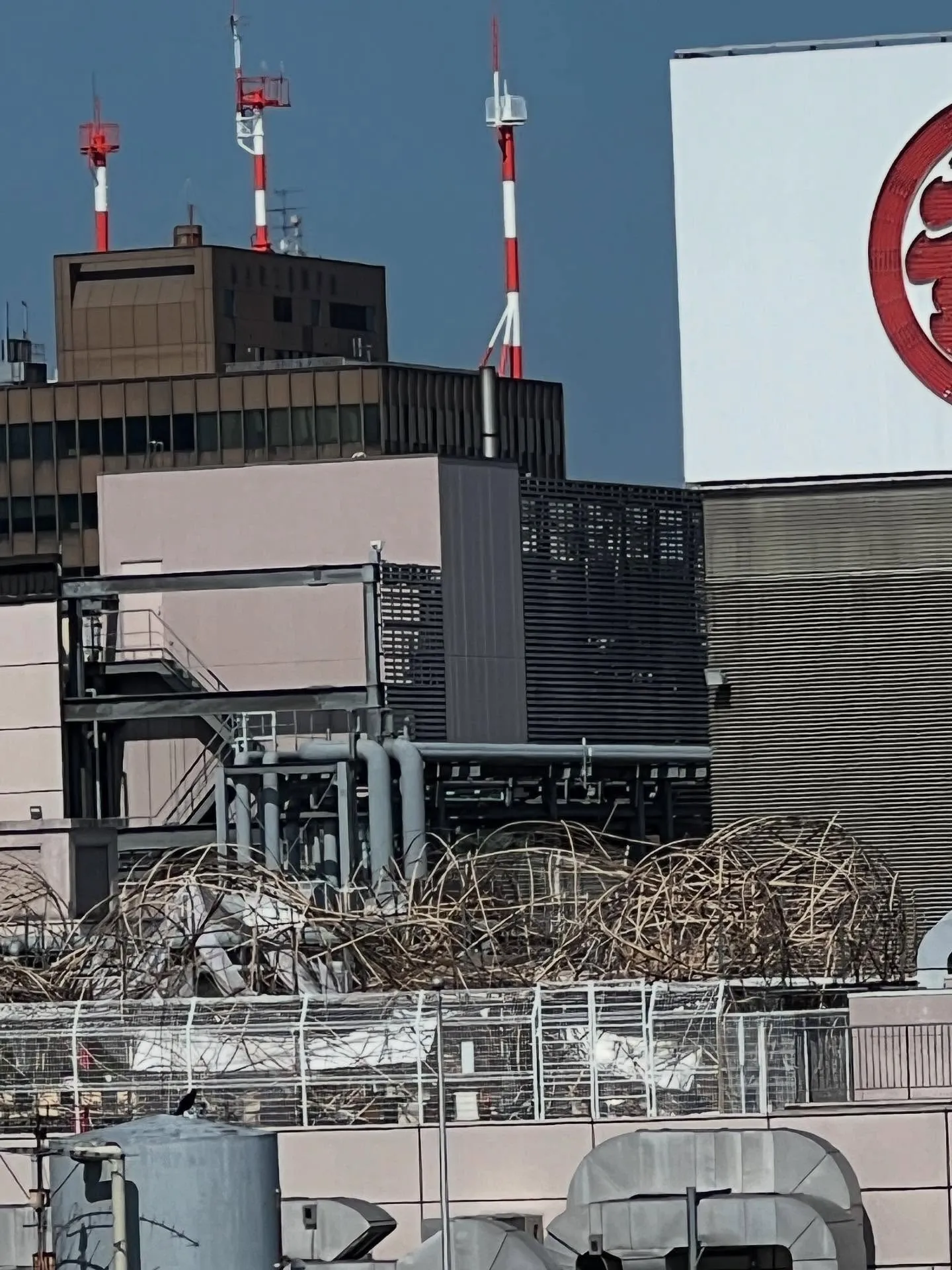 仙台愛子で、48号線沿いに位置する弊社では、さまざまな電気工...