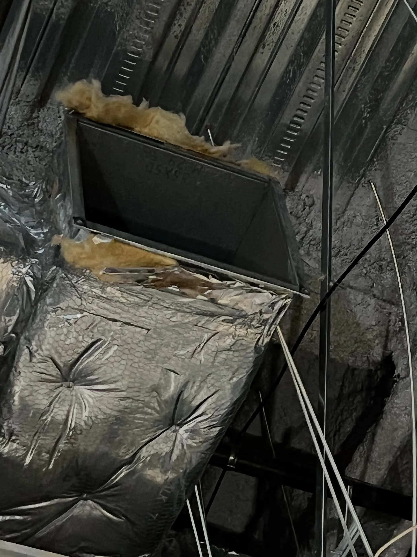 仙台で業務用エアコンの更新工事なら、私たちにお任せください✨...