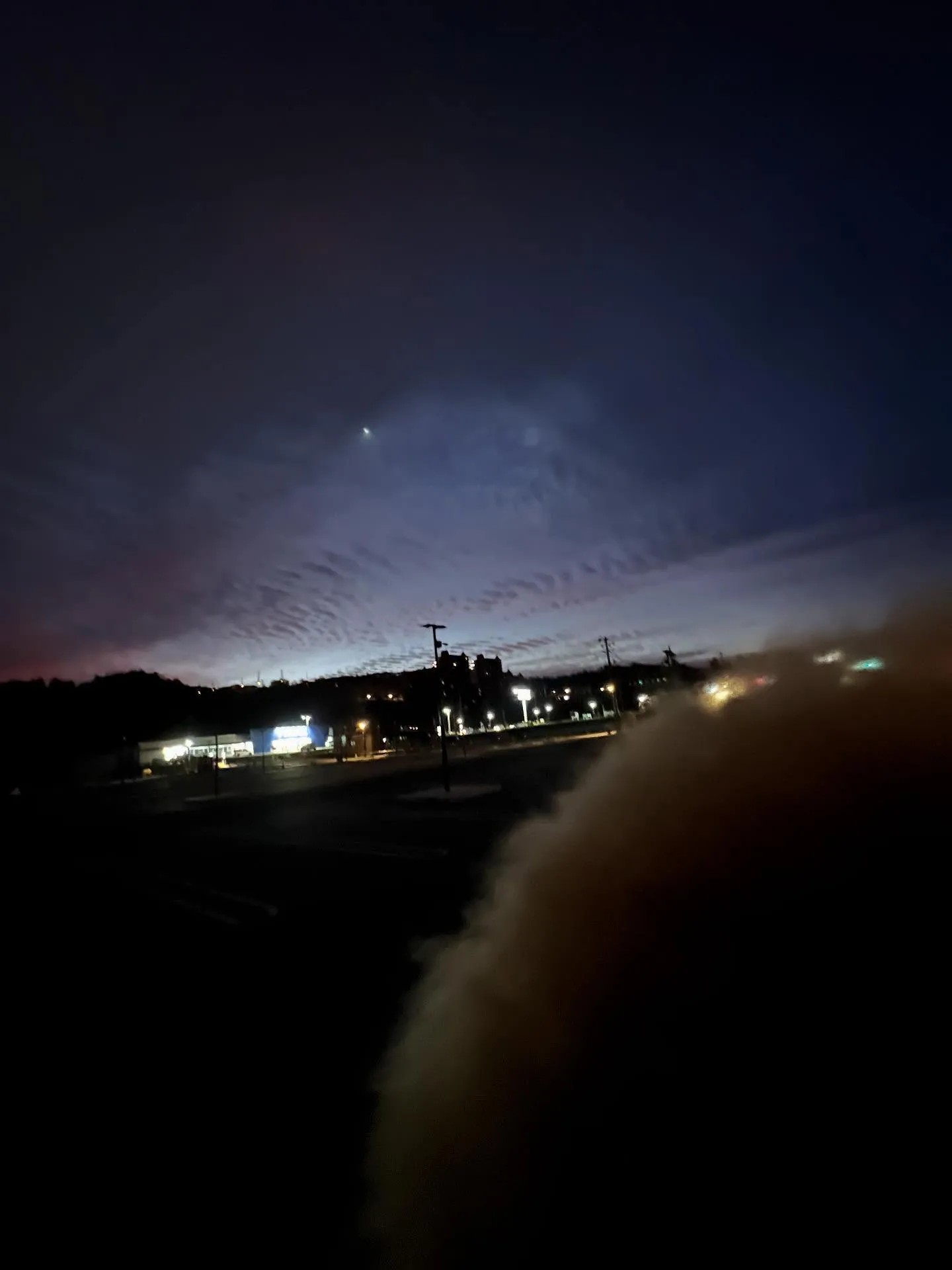 こんにちは、みなさん!仙台でエアコン更新工事がとってもHOT...