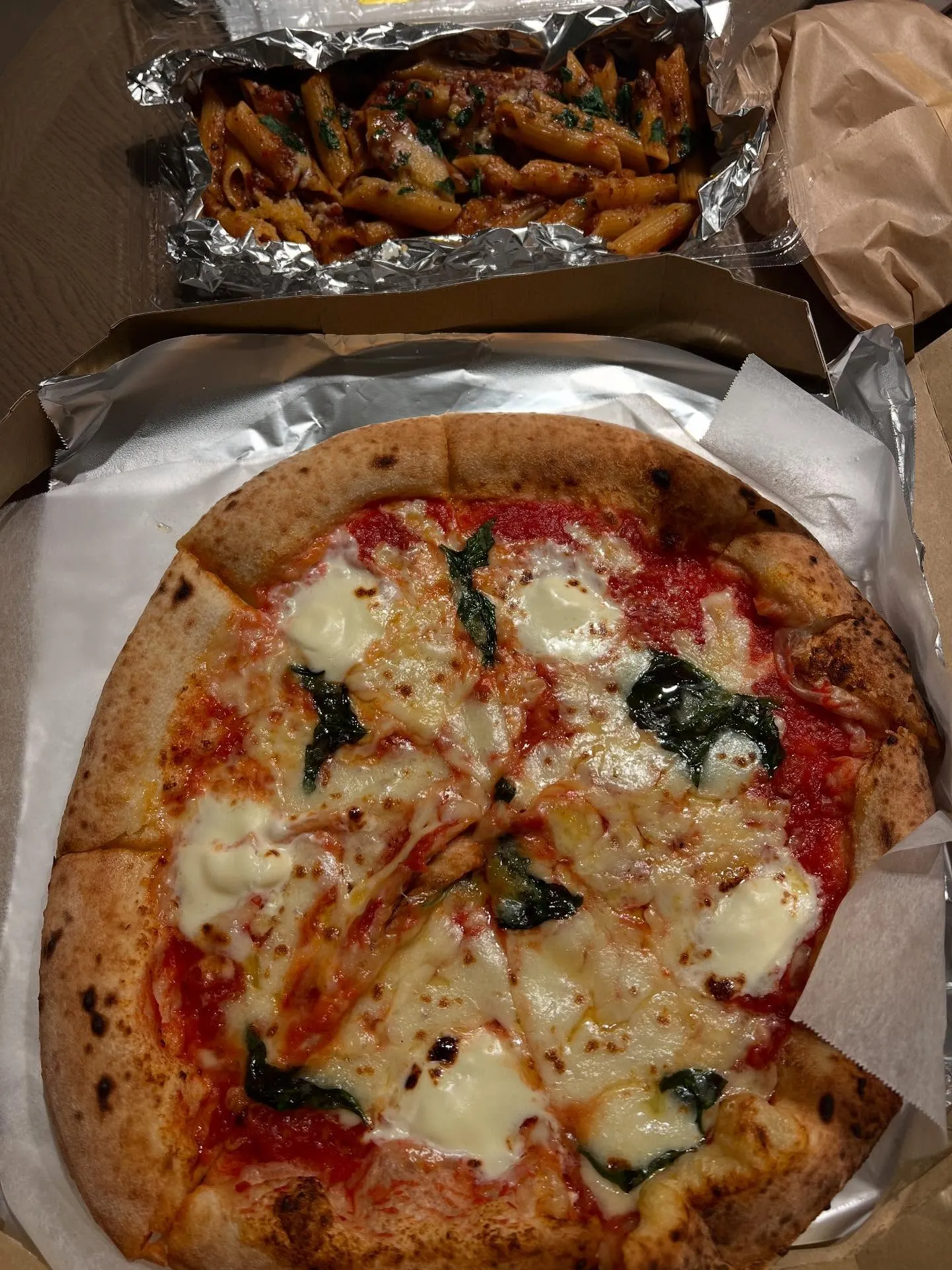 こんにちは、みなさん！宮城県で業務用エアコンの更新やリースを...