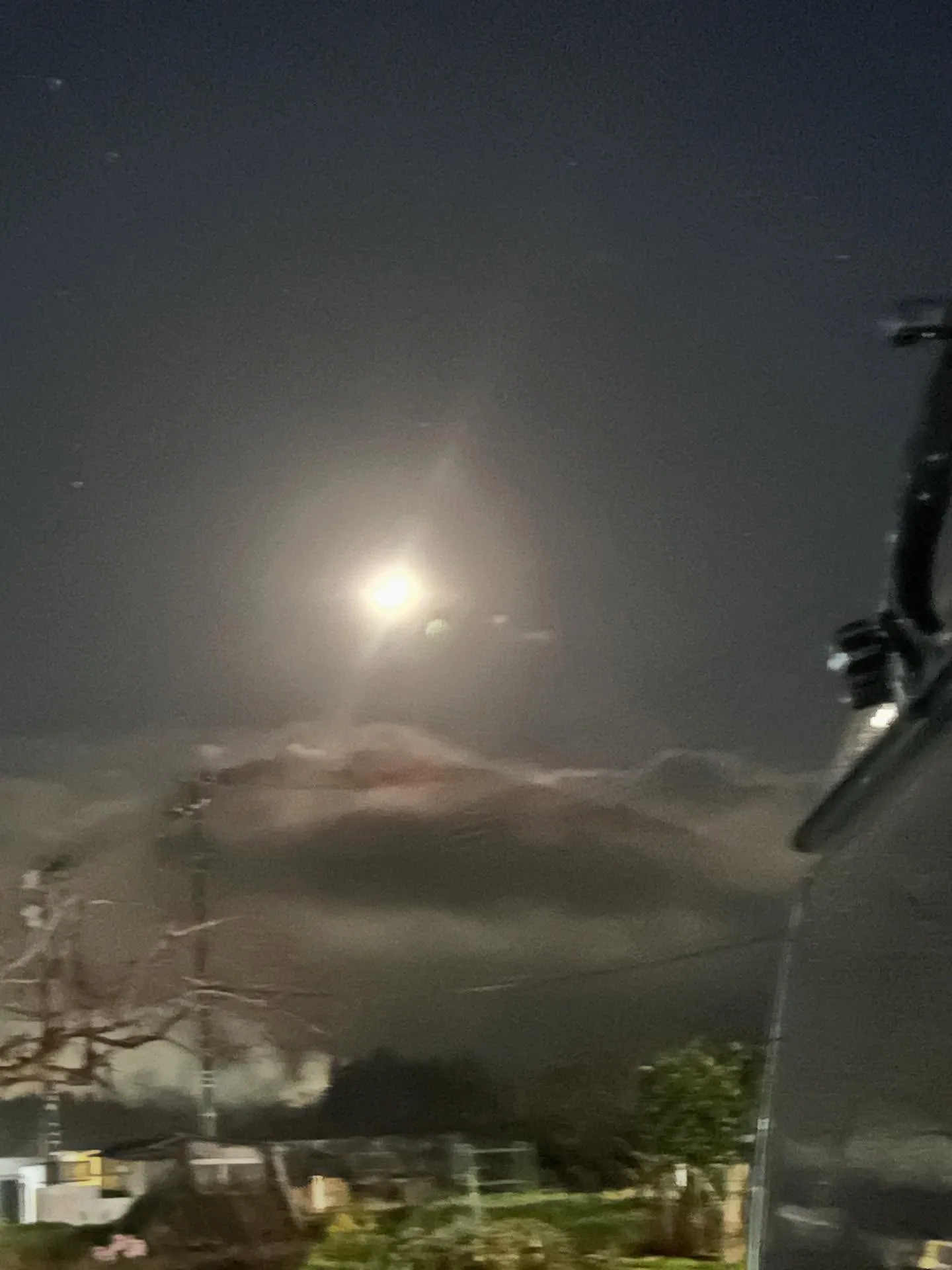 冬の寒さが本格化する前に、エアコンの準備は万全ですか?❄️🔥...