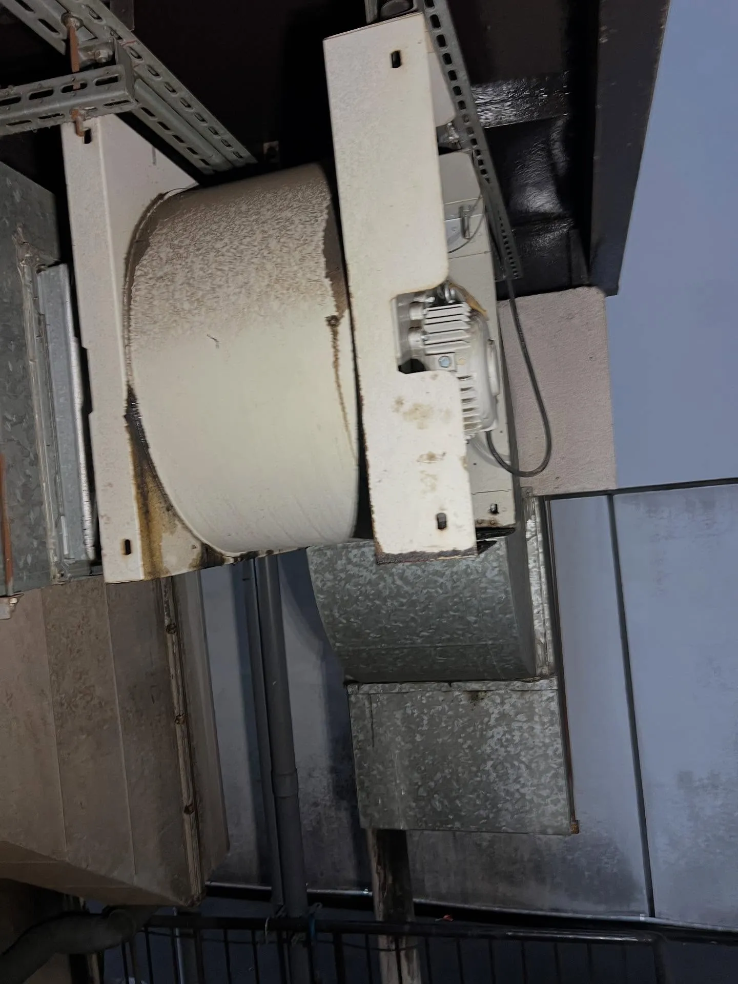 仙台業務用エアコン何でも相談所へようこそ!🌟 エアコンの修理...