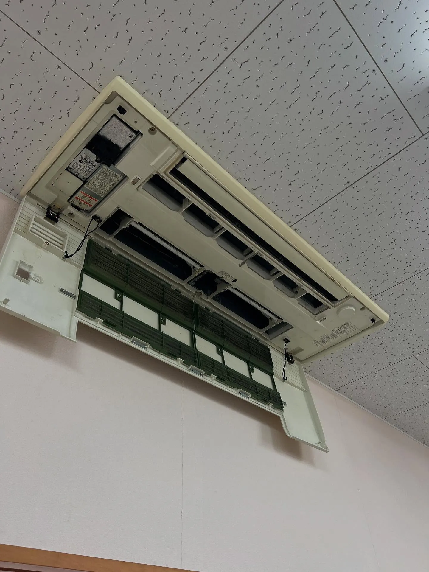 仙台でエアコンに関するお悩みはありませんか?❄️業務のプロた...