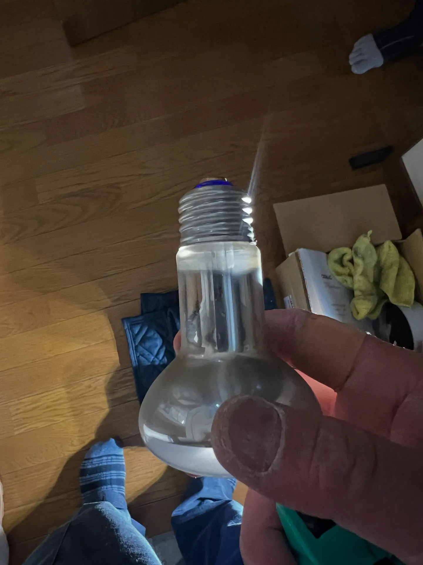 仙台の空調職人さん、頑張ってますよ！💪20代から60代まで、...