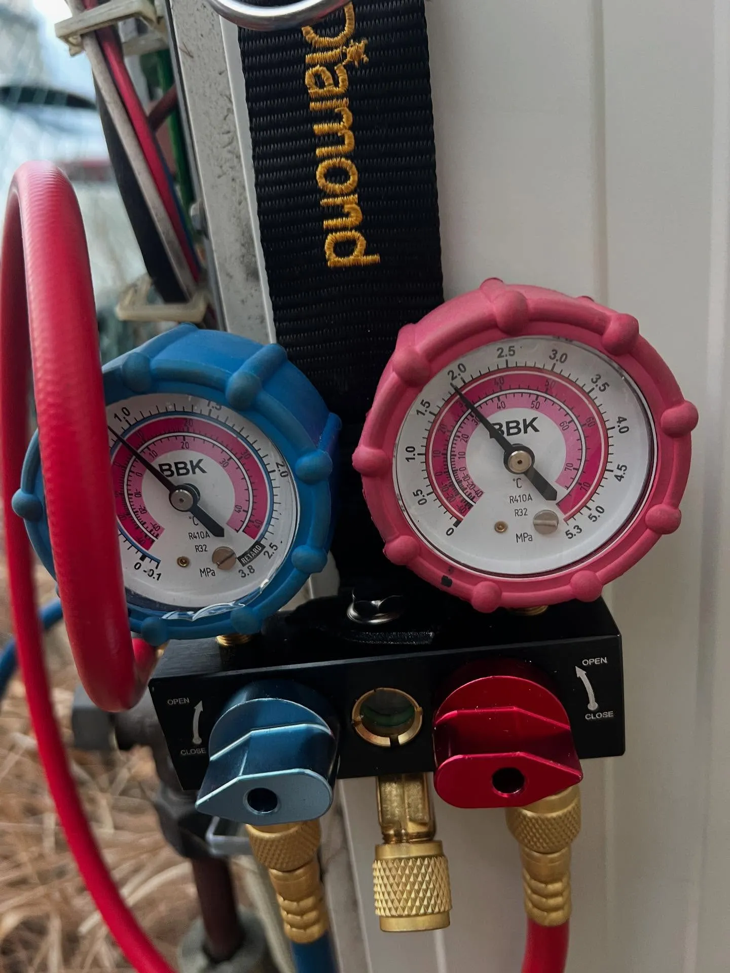 宮城県のエアコン塾へようこそ!🎉こちらでは、エアコンの配管施...