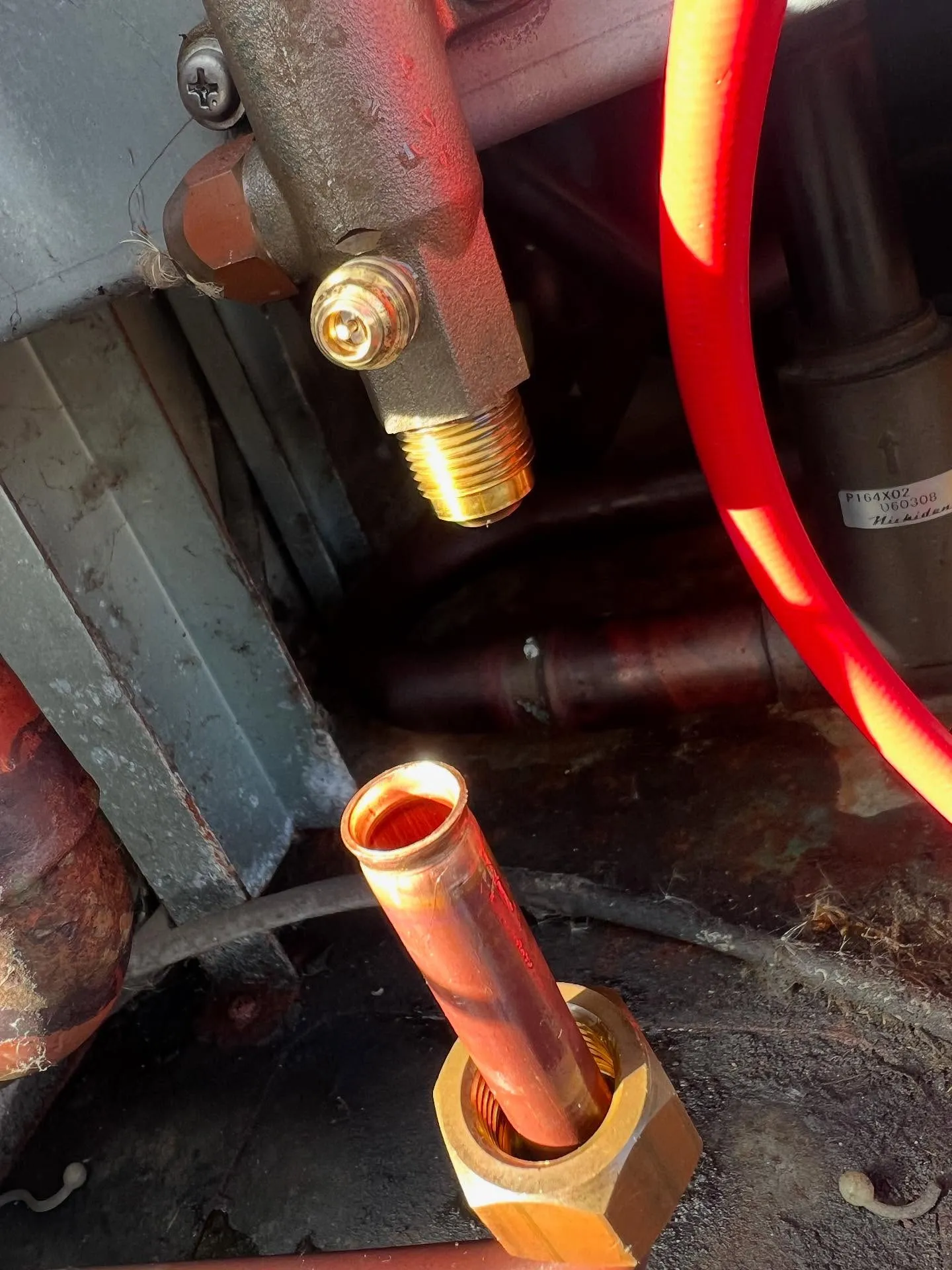 宮城エアコン塾、通称「細野塾」は、エアコン職人を目指す人にぴ...