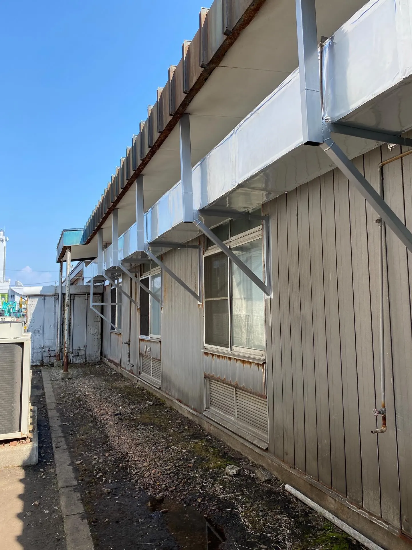 こんにちは、寒さも和らぎ暖かくなってきましたね🌷これから夏シ...