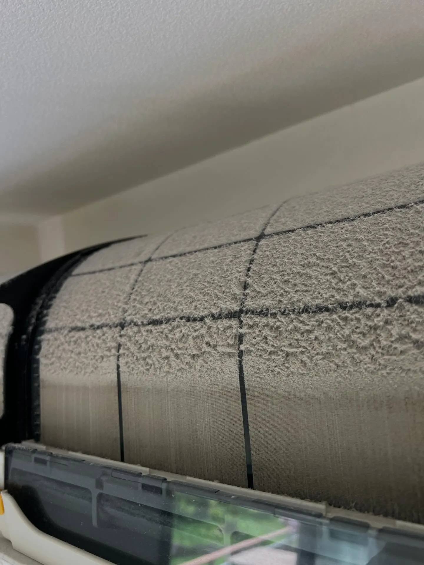 仙台の皆様、業務用エアコンの工事や早期取り付けをお考えですか...