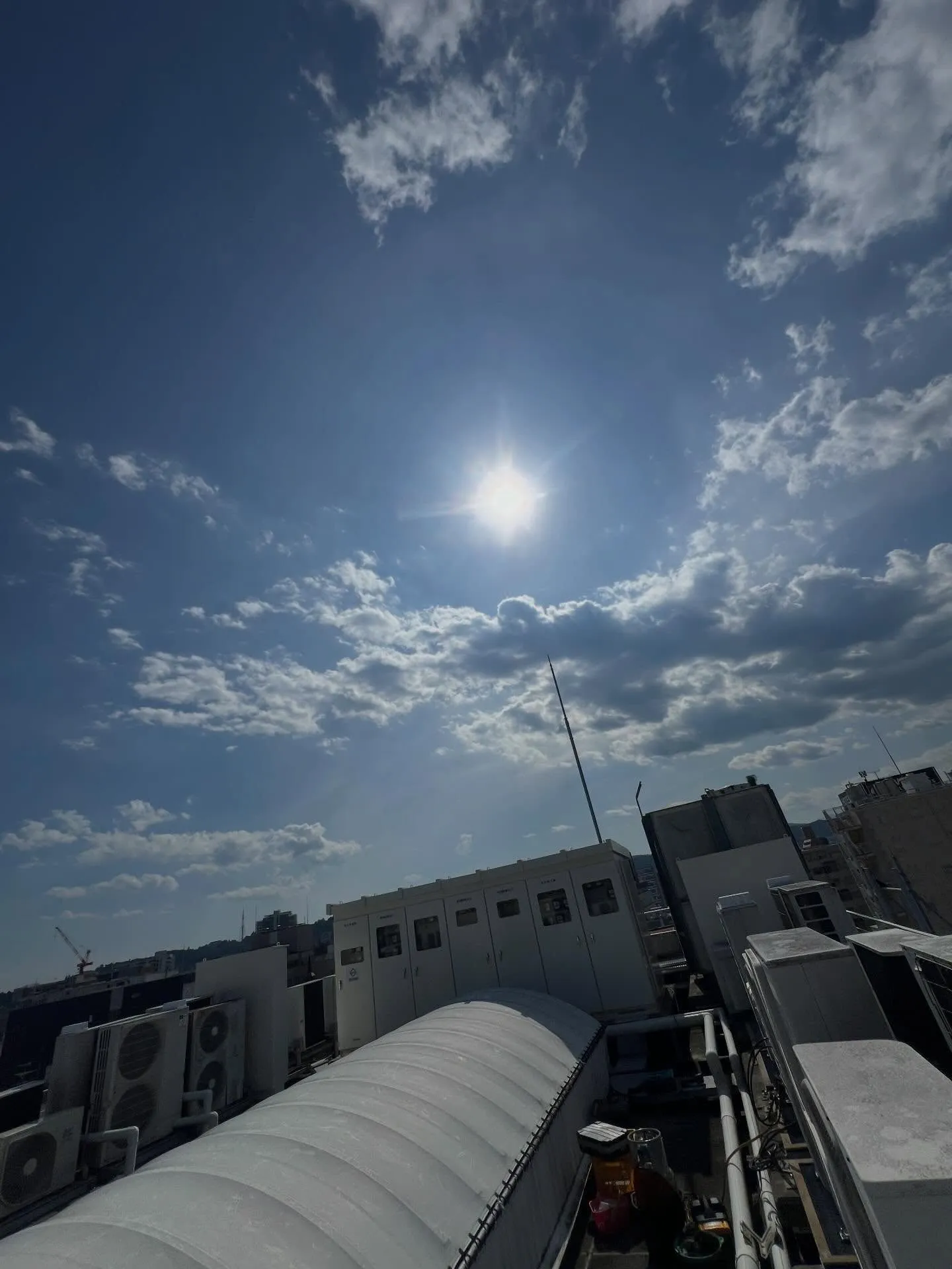 こんにちは!エアコンの季節はもはや年中ですよね🌞❄️室内の快...
