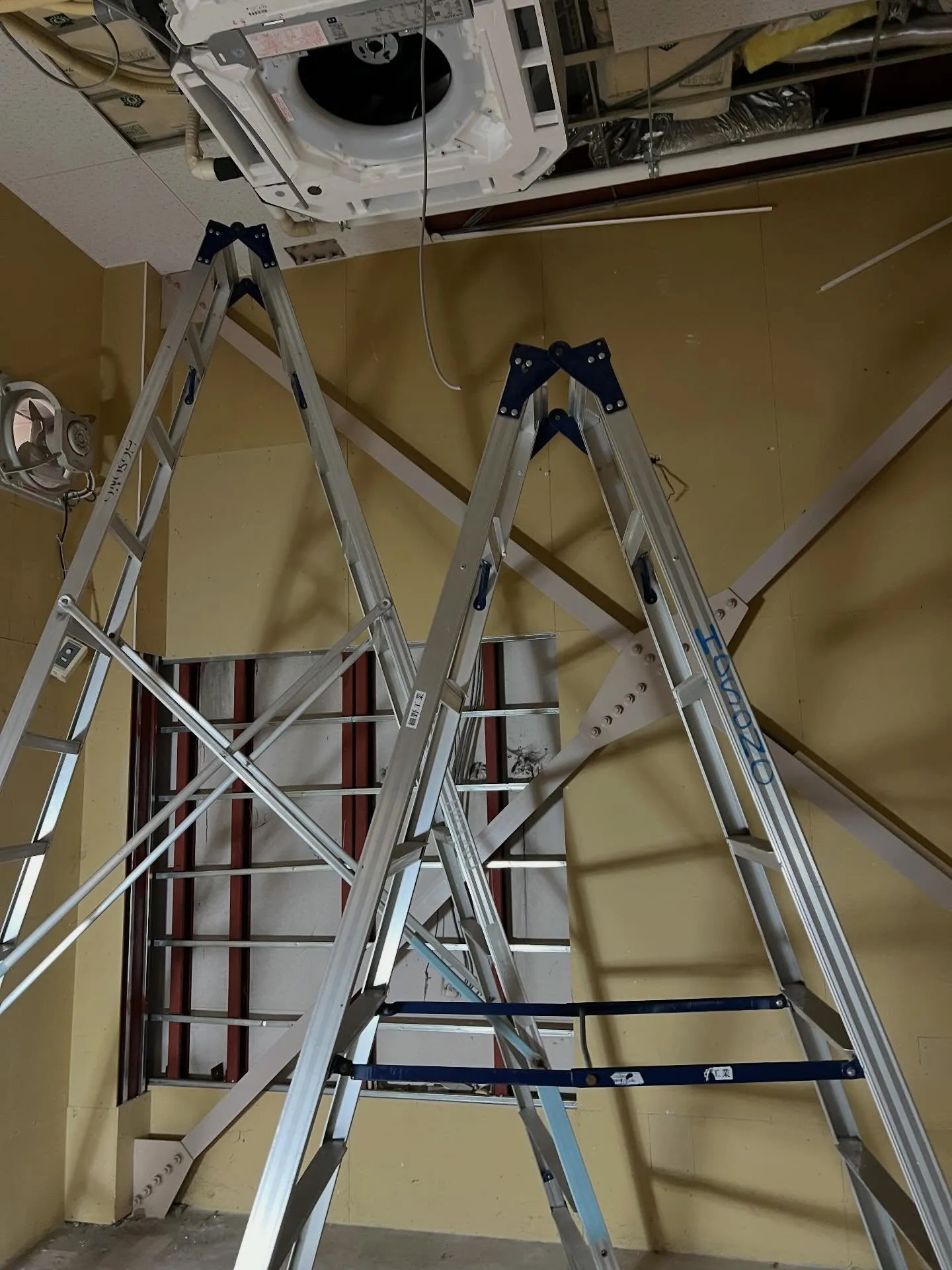 こんにちは🌸仙台愛子にて、業務用エアコンの更新や点検はお任せ...