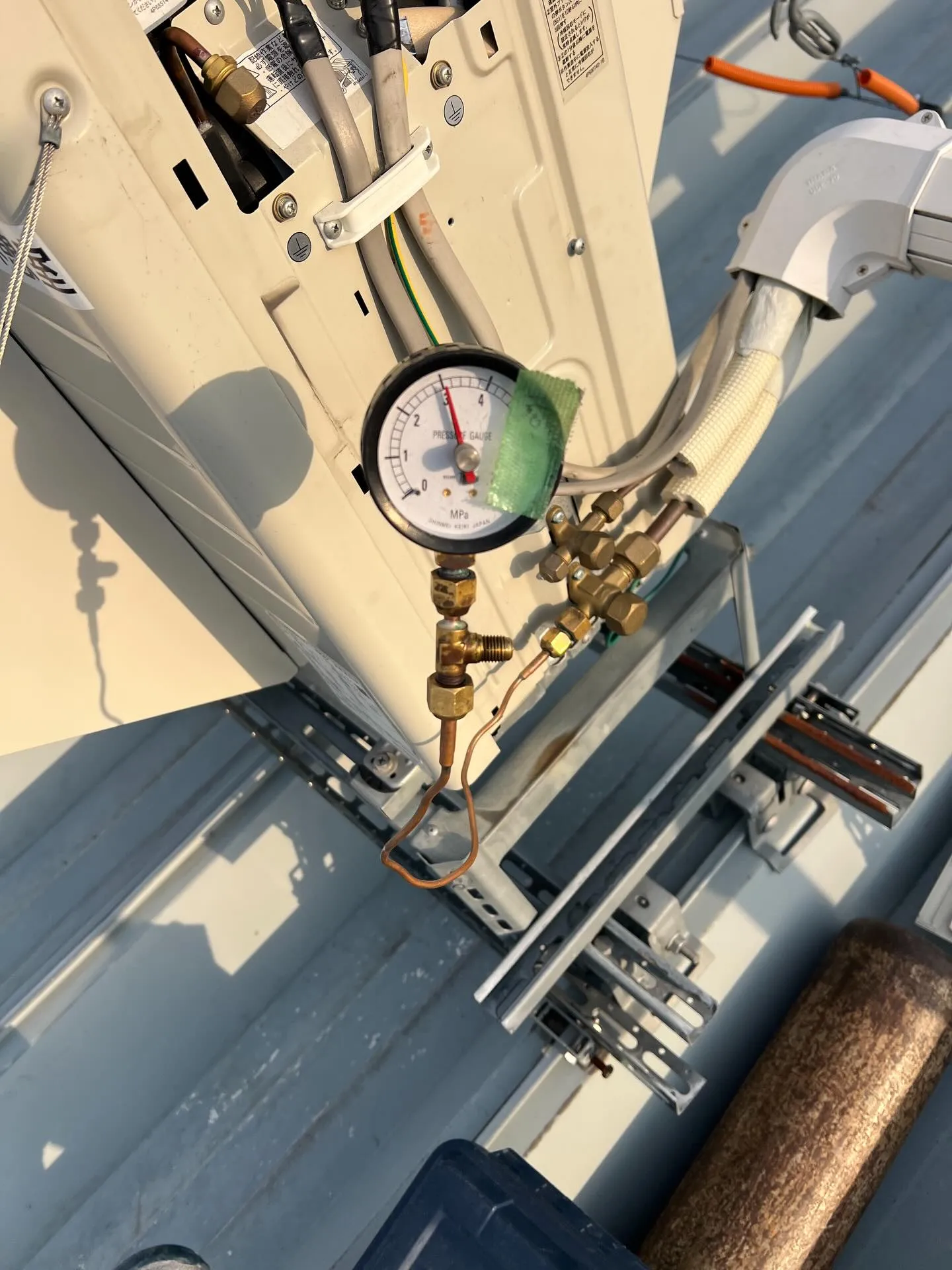 こんにちは🌸仙台愛子にて、業務用エアコンの更新や点検はお任せ...